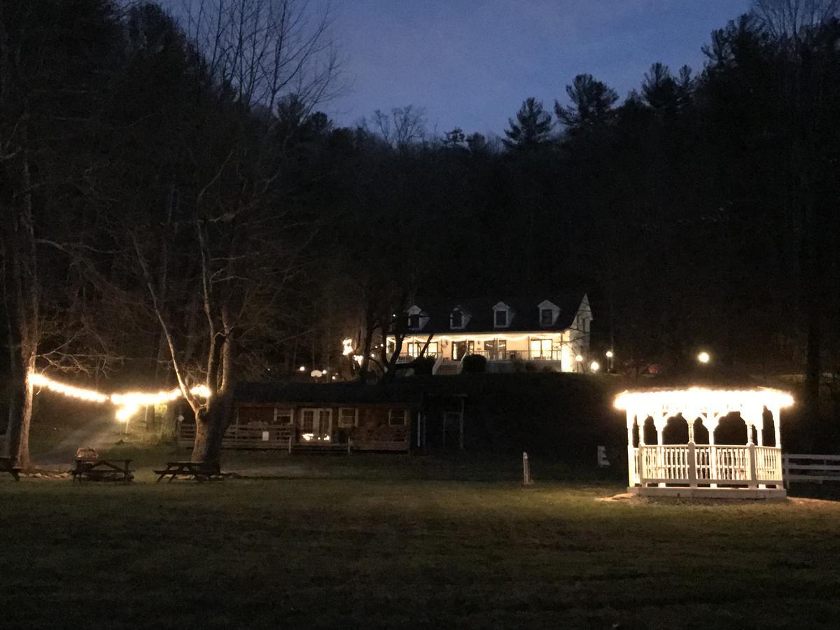 Valle Crucis Farm Экстерьер фото